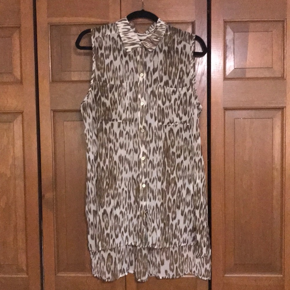 Chico’s Button-Down Shell Blouse!